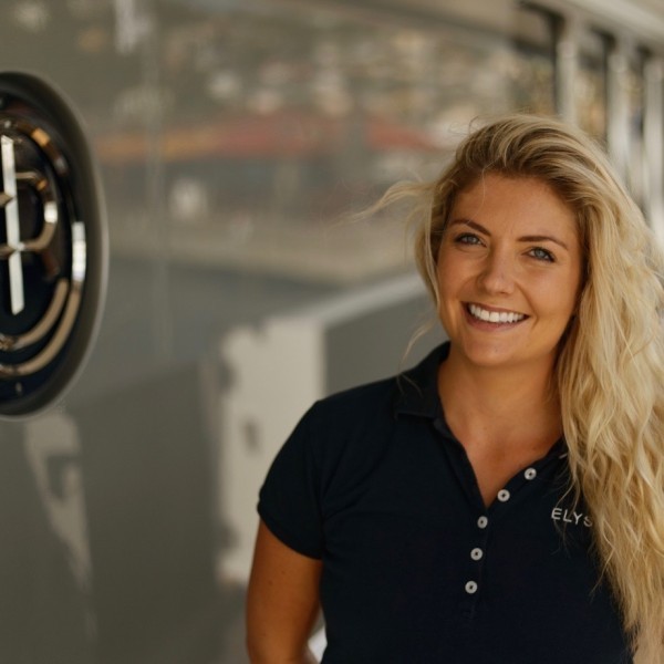 3RD STEWARDESS: TAMARYN STROVER 3RD STEWARDESS: TAMARYN STROVER
